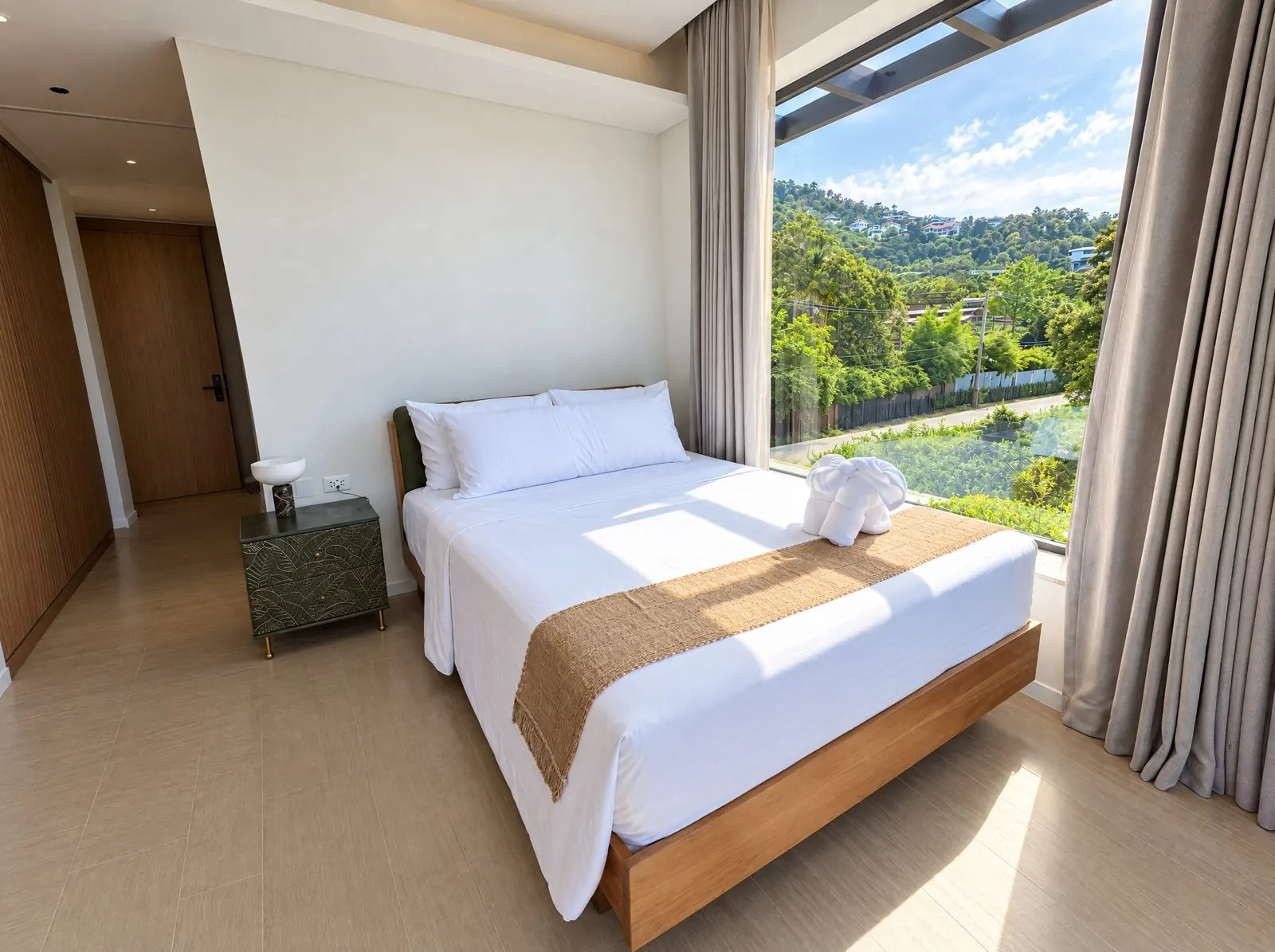 Hillside Suite