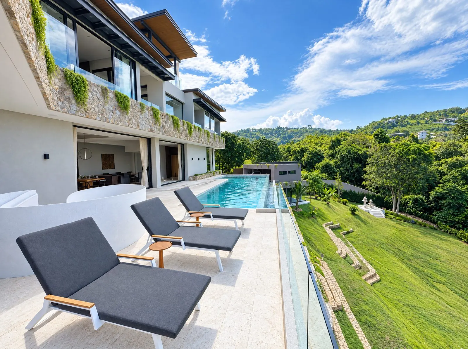 Poolterrasse